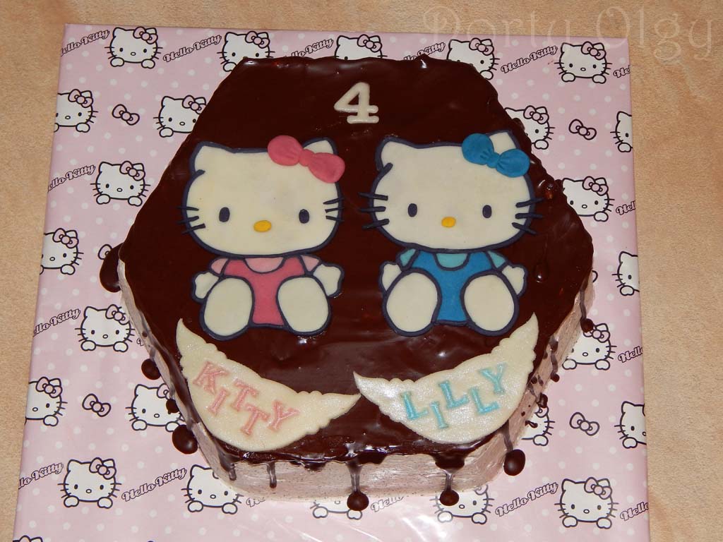 Hello Kitty 9